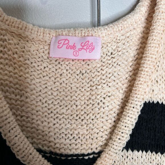 Pink Lily Striped Crochet Short set - Picture 3 of 5